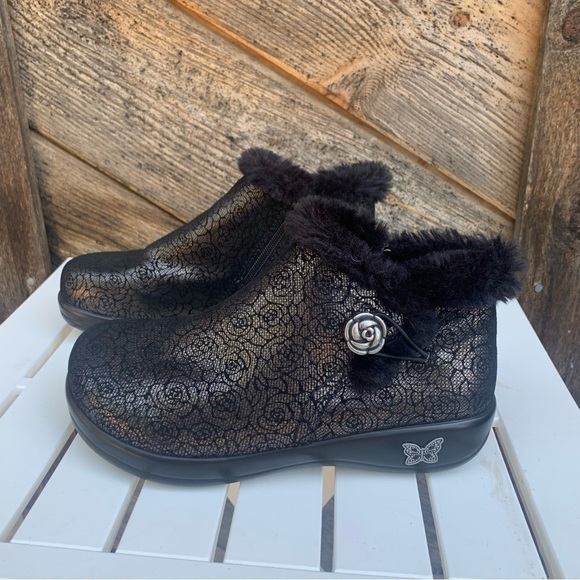 ALEGRIA Meri 553 Black Roses Faux Fur Lined Boots Size EU 36/US 6/6.5 - Picture 7 of 9